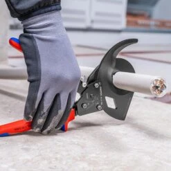 Knipex Kabelschneider 95 31 280, 280mm, Ratschenprinzip 7 Knipex Kabelschneider 95 31 280, 280mm, Ratschenprinzip -Bottcher AG 2cb9bb7ed7dcca85fd113c3b70a2fd308ff13b8e kabelschneider knipex 95 31 280