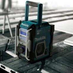 Makita Baustellenradio MR004GZ, Akku 12-40V, DAB, DAB+, FM / 3,5mm Klinke, USB, Bluetooth 6 Makita Baustellenradio MR004GZ, Akku 12-40V, DAB, DAB+, FM / 3,5mm Klinke, USB, Bluetooth -Bottcher AG 5b6d7846e03411803c064f7c9c517e4fe40f22ef baustellenradio makita mr004gz akku 12 40v