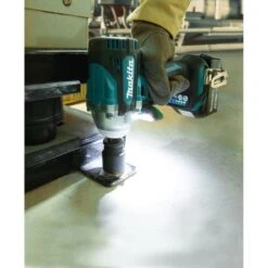 Makita Akku-Schlagschrauber DTW300RTJ, 330Nm, 18V / 5,0 Ah, Mit 2 Akkus, Ladegerät Und Koffer -Bottcher AG 7c4099dcb7804ffcc3cb1981cc4e05ea487c7a14 akku schlagschrauber makita dtw300rtj 330nm