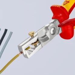 Knipex Abisolierzange 13 66 180 StriX, Kabelschere, 0,01 - 10 Mm², Länge 180mm, VDE Isoliert -Bottcher AG 8dc122aa85dc8b728287aa7872363f95aa997a48 abisolierzange knipex 13 66 180 strix kabelschere