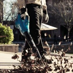 Makita DUB362Z Akku-Laubbläser 2x 18V, Mit Teleskop-Blasrohr, Akku-Gebläse -Bottcher AG acf2a65880fe071d289fac25ad7c85215873354c laubblaeser makita dub362z akku